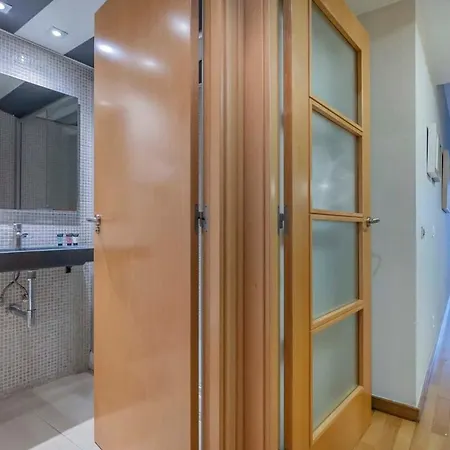 Modern And Bright In Eixample 1-2 Barcelona