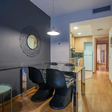 Modern And Bright In Eixample 1-2 *