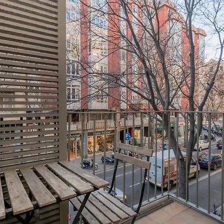 Modern And Bright In Eixample 1-2 Apartment Barcelona