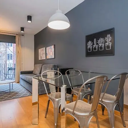 The Collection - Modern And Bright In Eixample 1-2